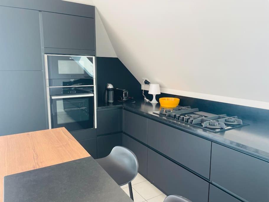 קונקרנו Appartement Lumineux Et Spacieux, Terrasse Et Parking Prive מראה חיצוני תמונה
